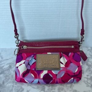 Coach Poppy Crossbody Clutch Wristlet Combo